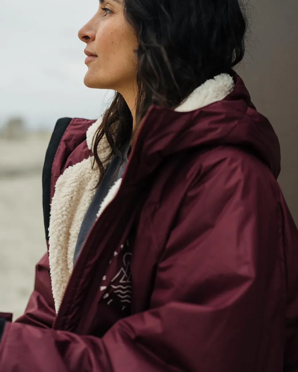 Escapism Recycled Sherpa Lined Changing Robe