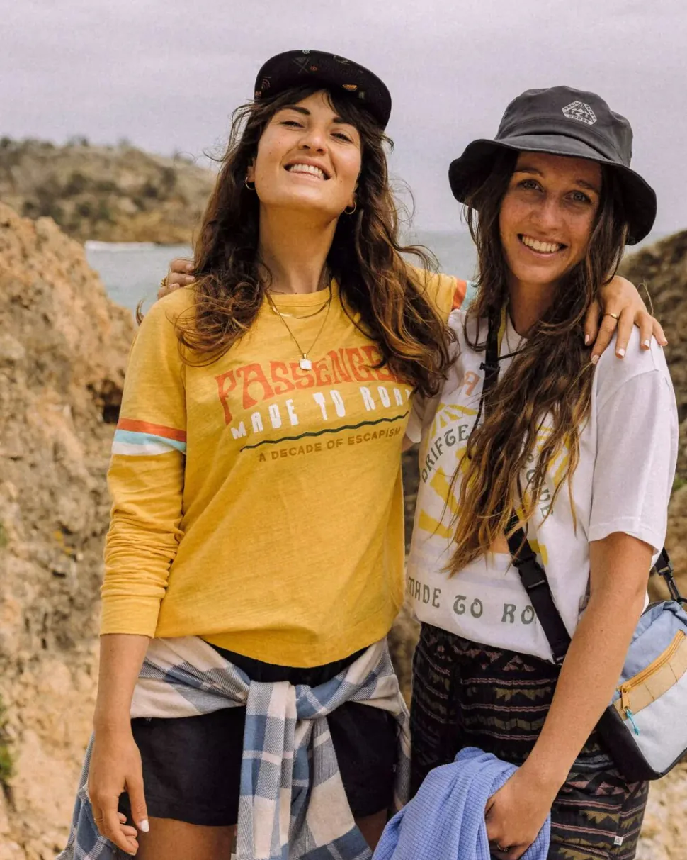 La Sarena Recycled Cotton Oversized LS T-Shirt