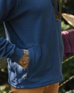 Offgrid 1/4 Zip Recycled Cotton Sweatshirt