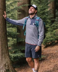 Root Recycled Polar 1/4 Zip Fleece