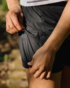 Laura Fixed Waist Short